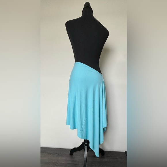 Women Apparel Coverup Shawl Poncho Wrap Scarf Accessory - Infinite Ways to Wear - Picture 5 of 8